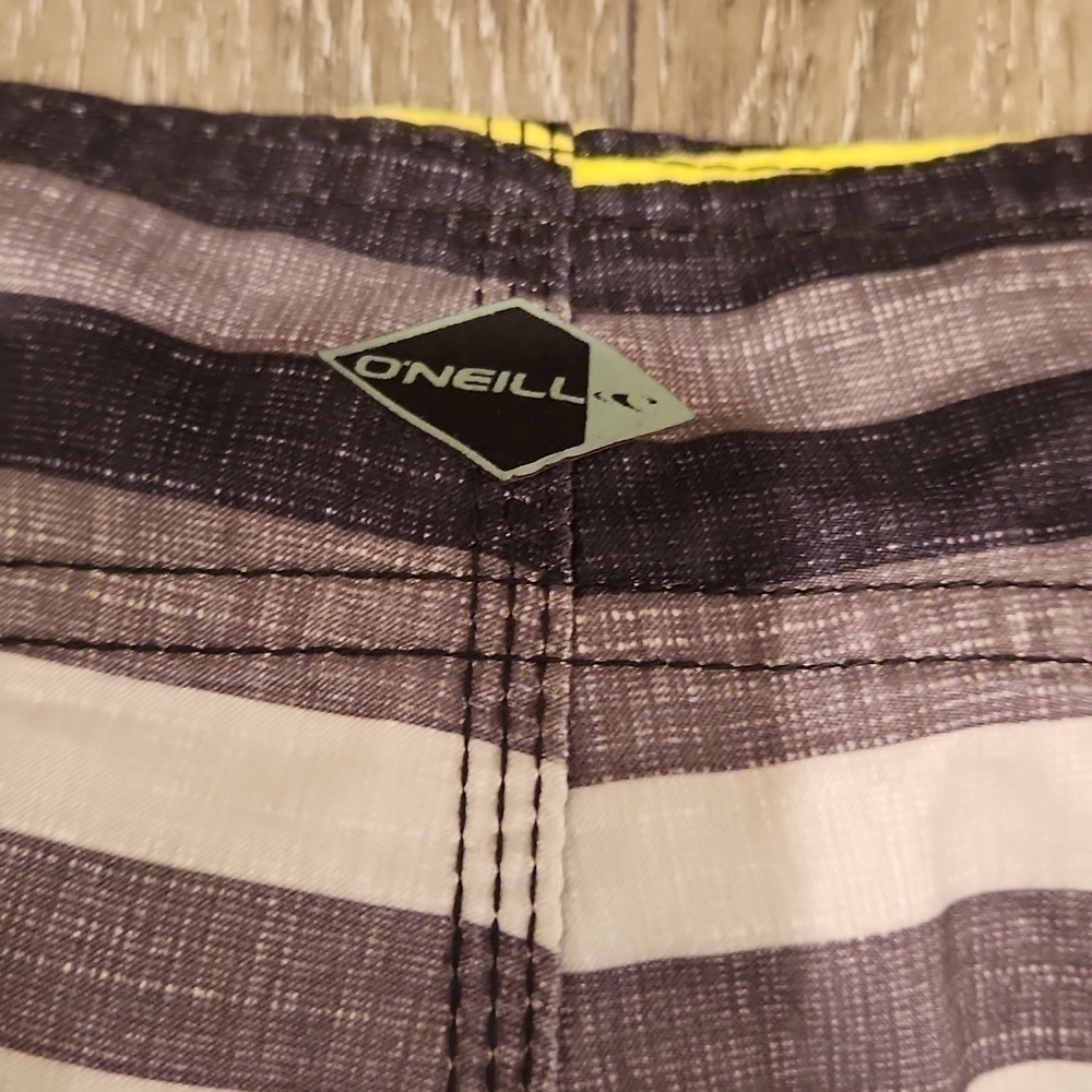 Oneill Shorts - Picture 6 of 6